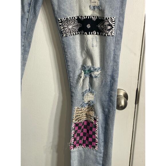 Embellish Jeans 36x32 High Rise Skinny Distressed Embroidered Patches Festival - Picture 7 of 9